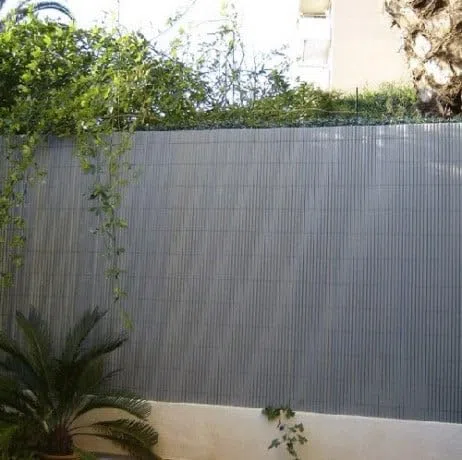Canisse occultante en PVC Gris Perle 2.50 m - Long 40 m, Hauteur 1.80 m
